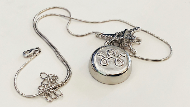 While I didnβt like the charm as a necklace, I was able to add it to my keychain discreetly.